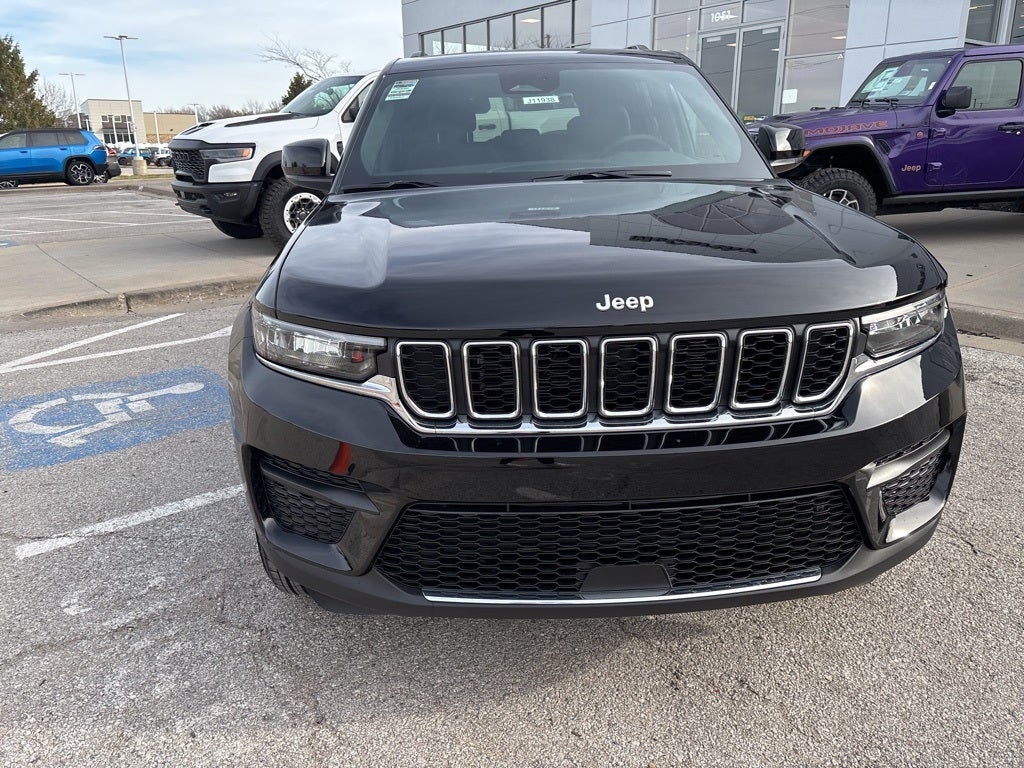 2026 Jeep Grand Cherokee Laredo