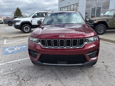2026 Jeep Grand Cherokee Laredo
