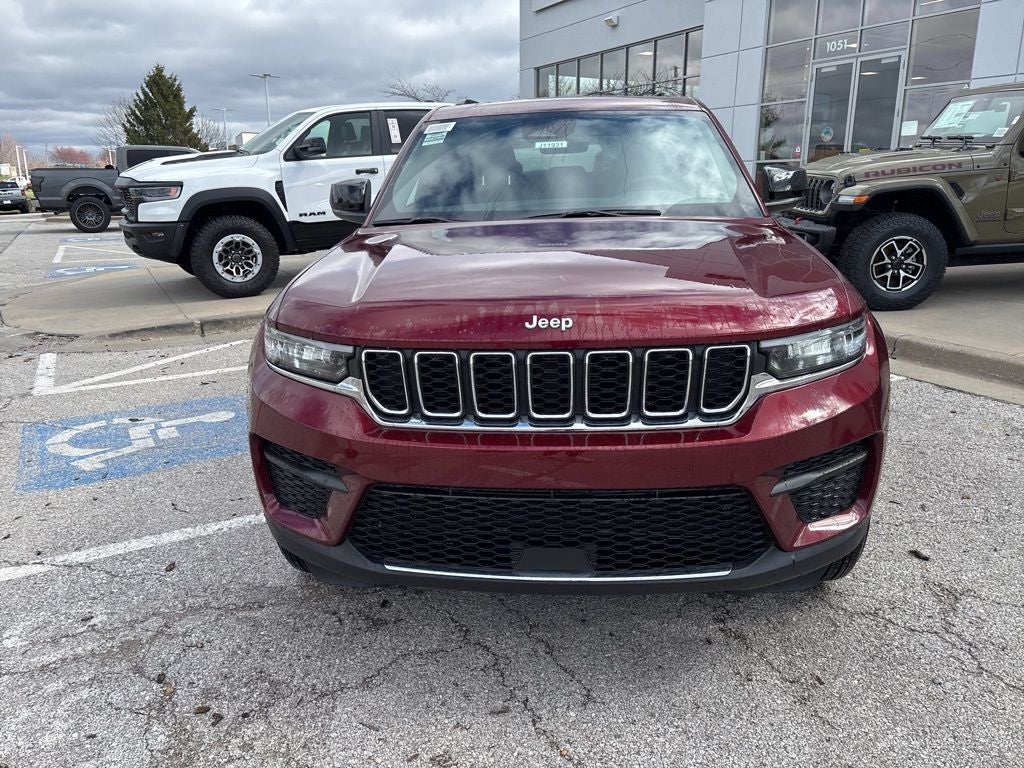 2026 Jeep Grand Cherokee Laredo