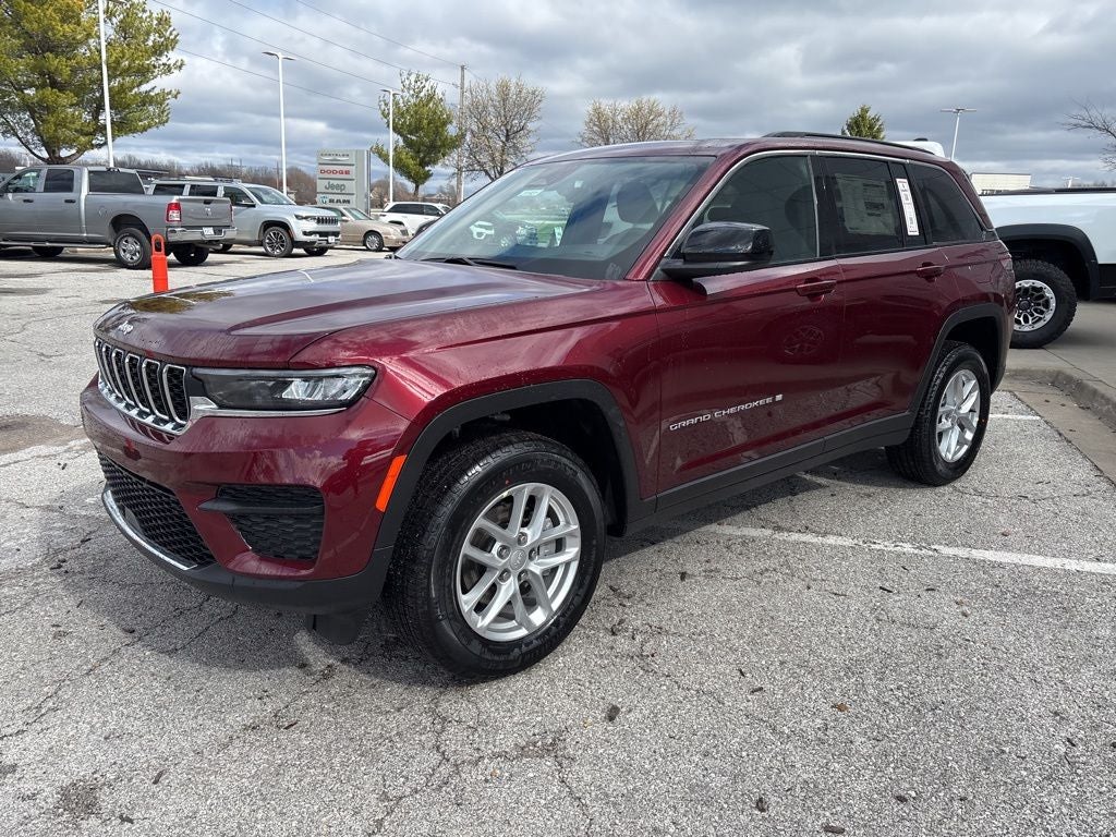 2026 Jeep Grand Cherokee Laredo