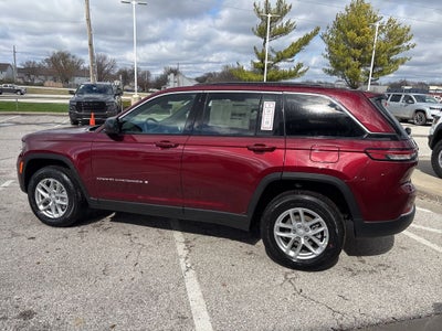 2026 Jeep Grand Cherokee Laredo