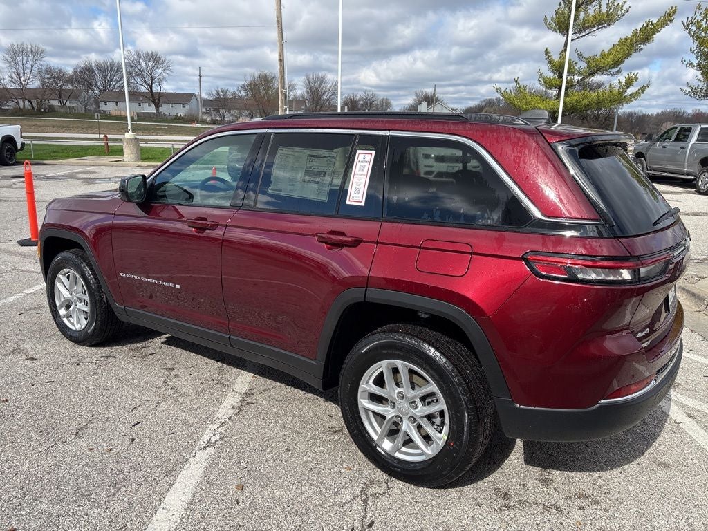 2026 Jeep Grand Cherokee Laredo