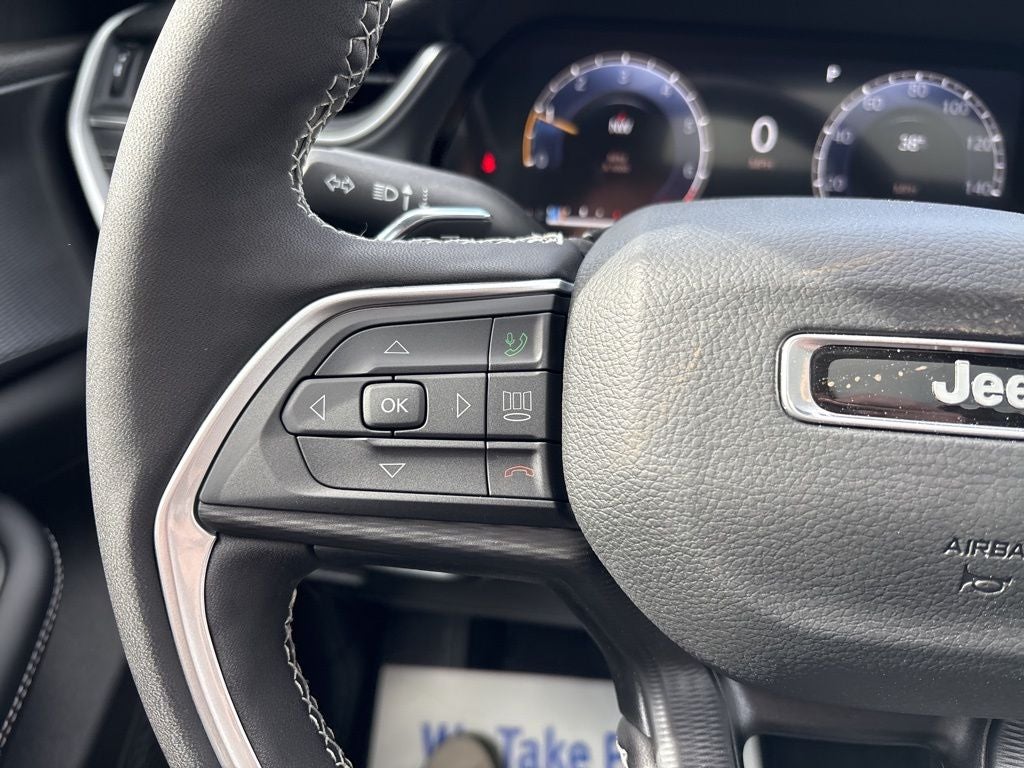 2026 Jeep Grand Cherokee Laredo