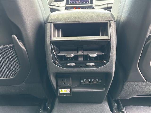 2026 Jeep Grand Cherokee GRAND CHEROKEE LAREDO X 4X4