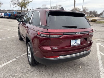 2026 Jeep Grand Cherokee Laredo