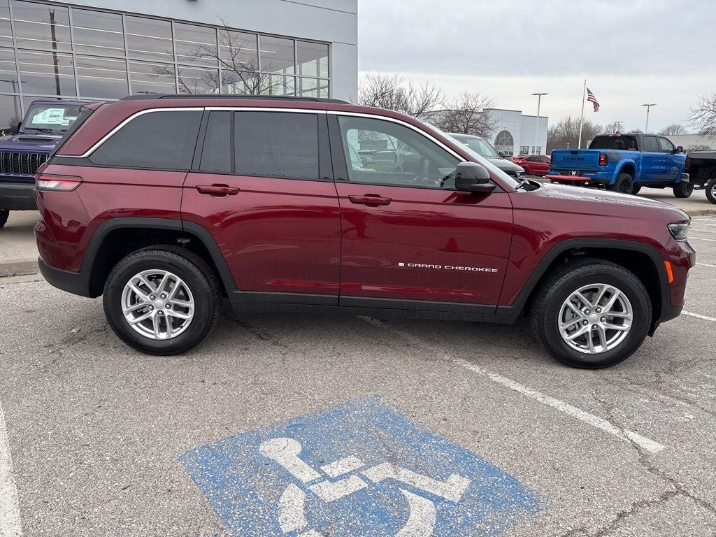 2026 Jeep Grand Cherokee Laredo