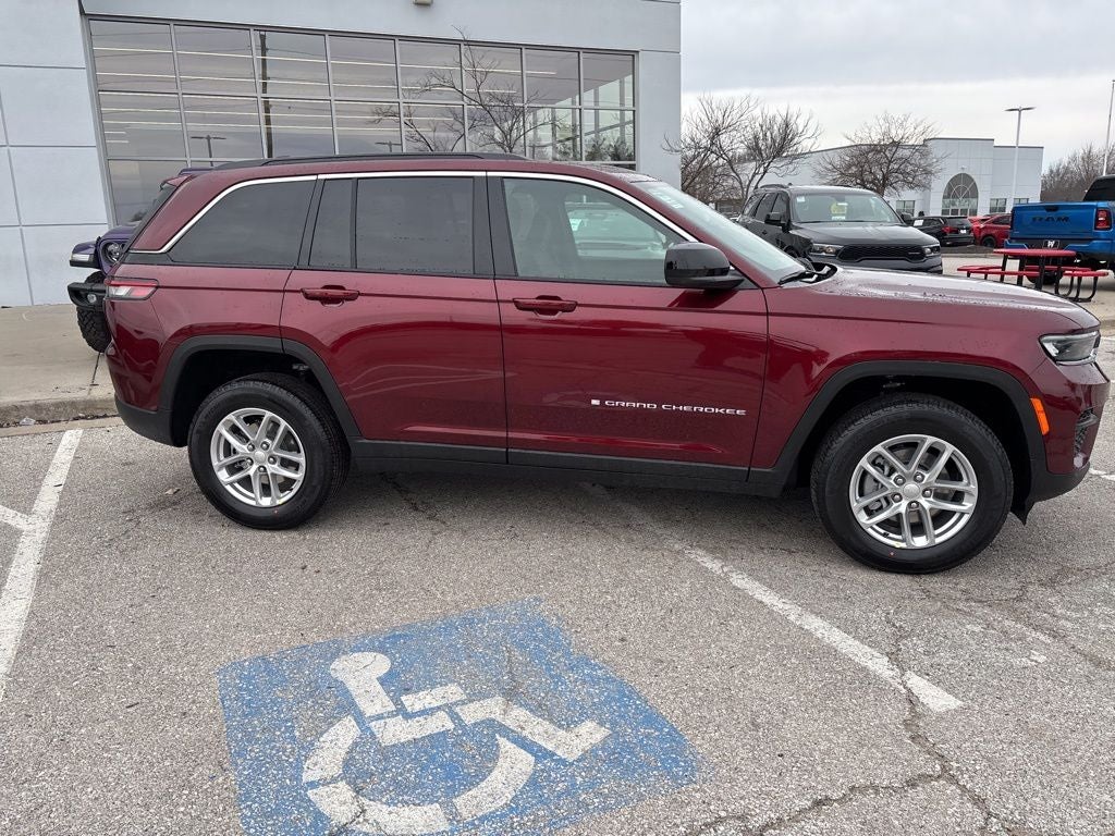 2026 Jeep Grand Cherokee Laredo
