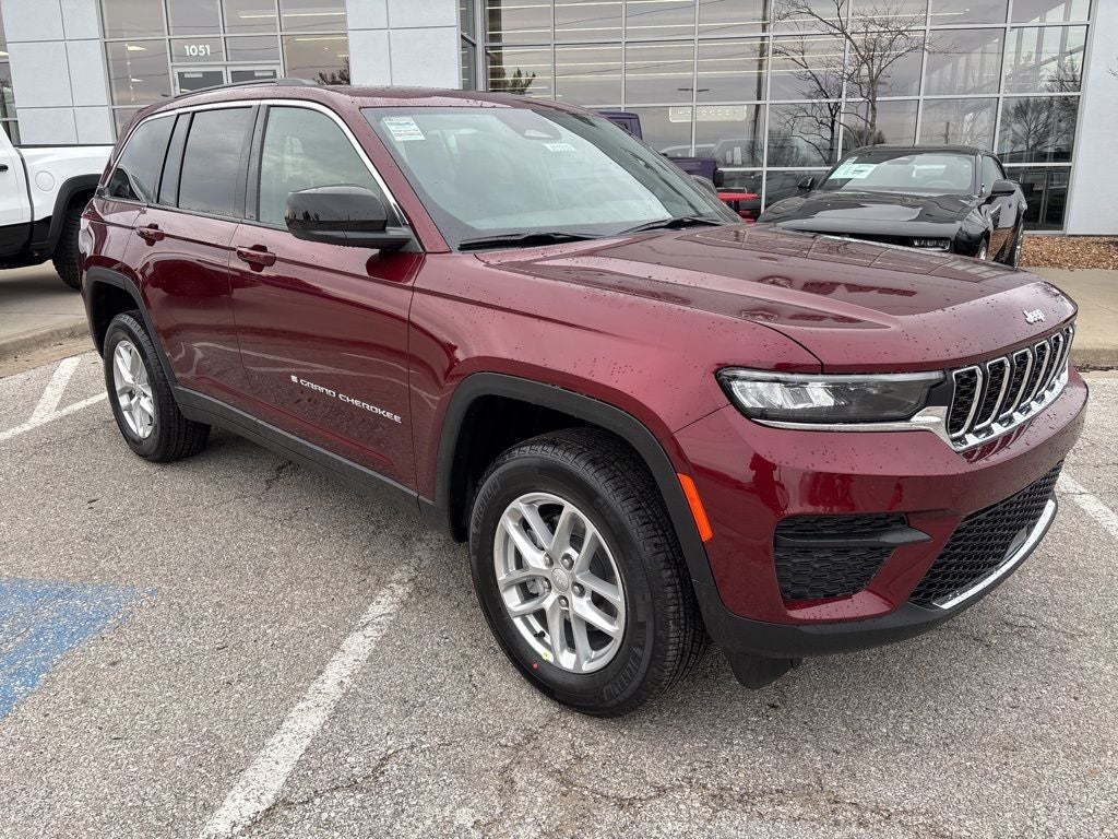2026 Jeep Grand Cherokee Laredo