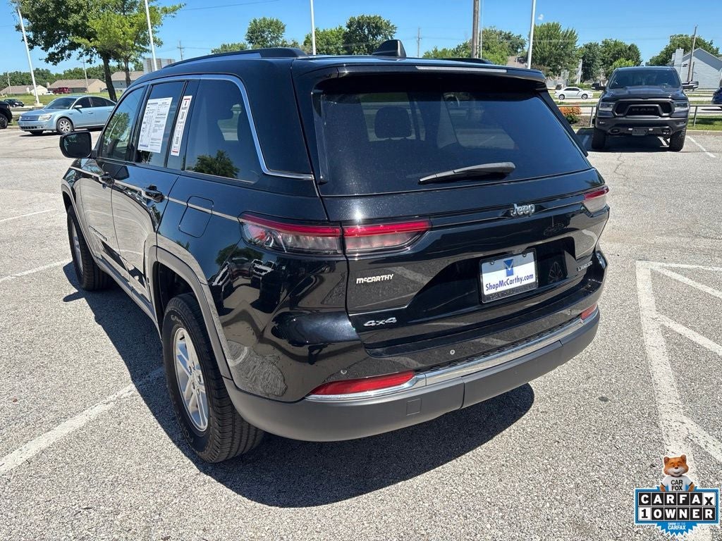 2023 Jeep Grand Cherokee Laredo 4x4