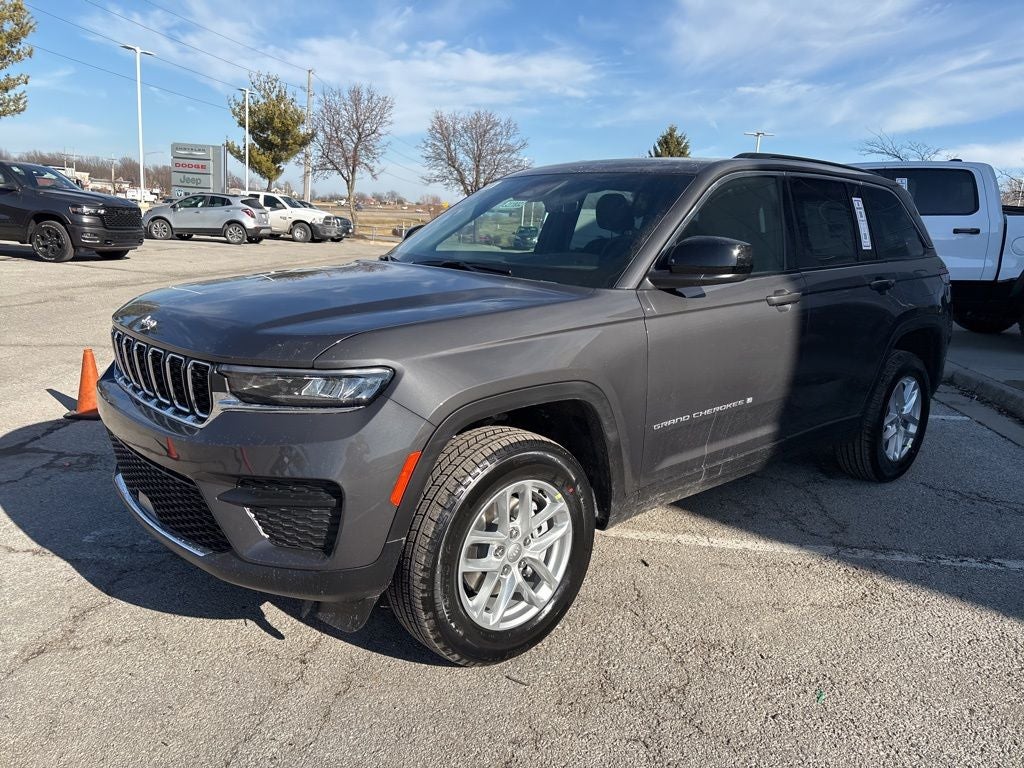 2026 Jeep Grand Cherokee Laredo