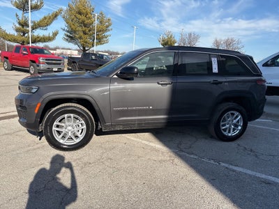 2026 Jeep Grand Cherokee Laredo
