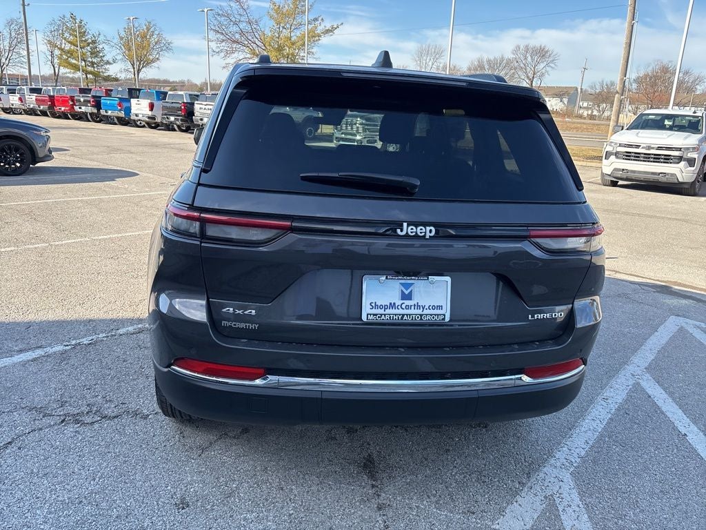 2026 Jeep Grand Cherokee Laredo