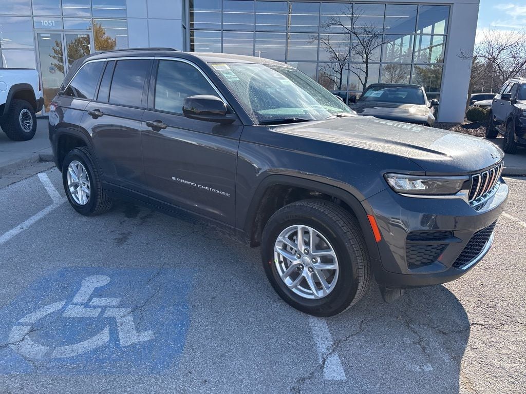 2026 Jeep Grand Cherokee Laredo