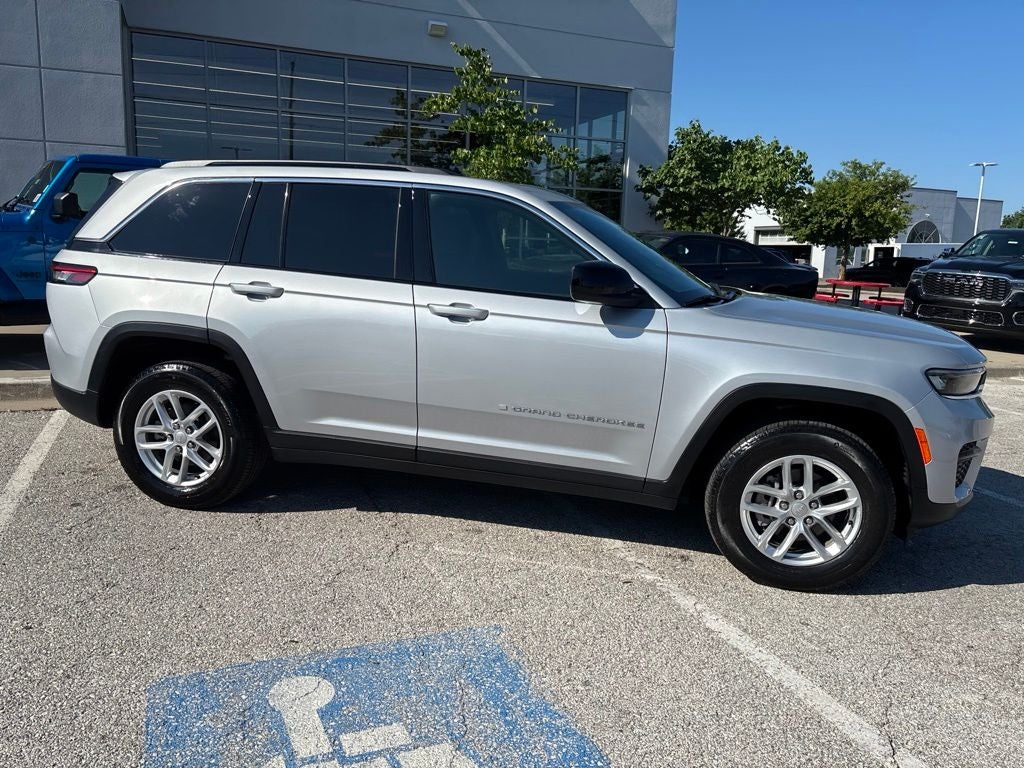 2024 Jeep Grand Cherokee Laredo X 4x4