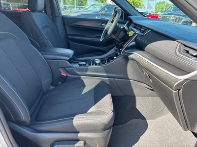2024 Jeep Grand Cherokee Laredo X 4x4