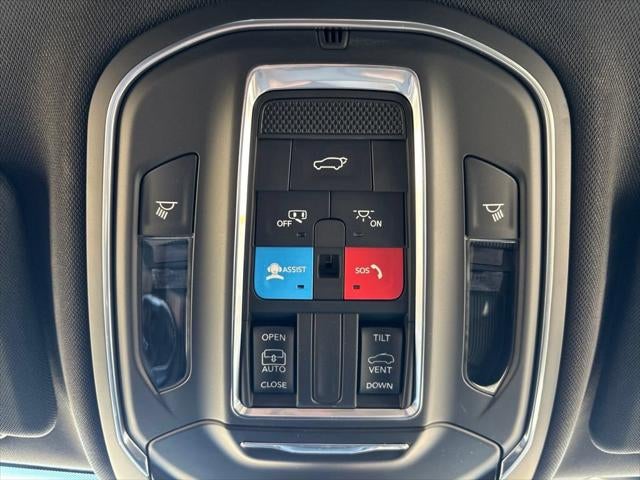 2024 Jeep Grand Cherokee Laredo X 4x4