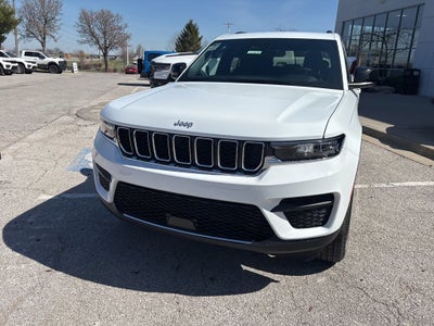 2026 Jeep Grand Cherokee Laredo