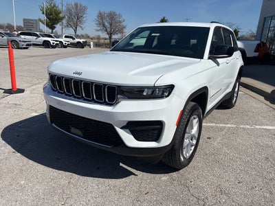 2026 Jeep Grand Cherokee Laredo