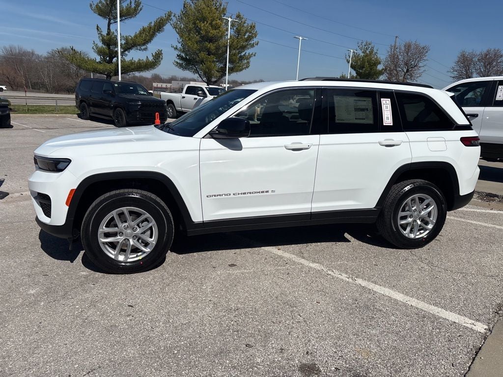 2026 Jeep Grand Cherokee Laredo