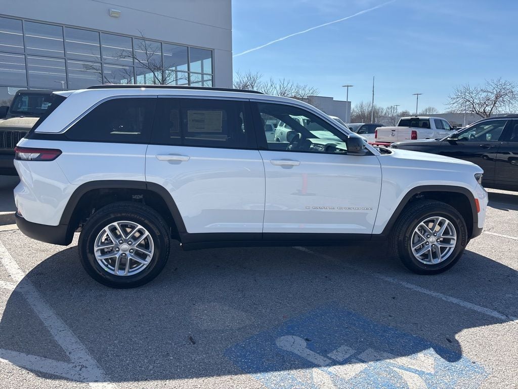 2026 Jeep Grand Cherokee Laredo