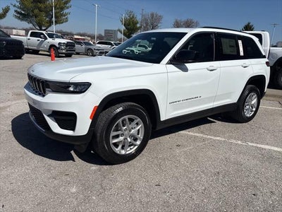 2026 Jeep Grand Cherokee GRAND CHEROKEE LAREDO 4X4