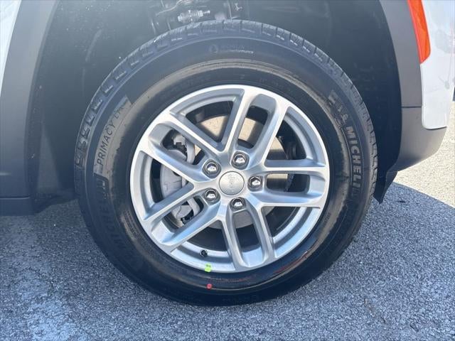 2026 Jeep Grand Cherokee GRAND CHEROKEE LAREDO 4X4