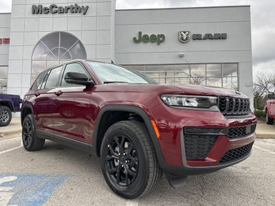 2026 Jeep Grand Cherokee Laredo