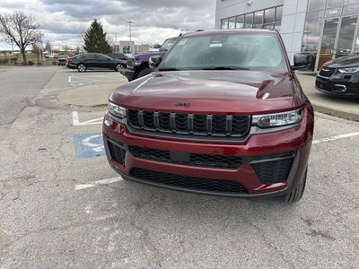 2026 Jeep Grand Cherokee Laredo