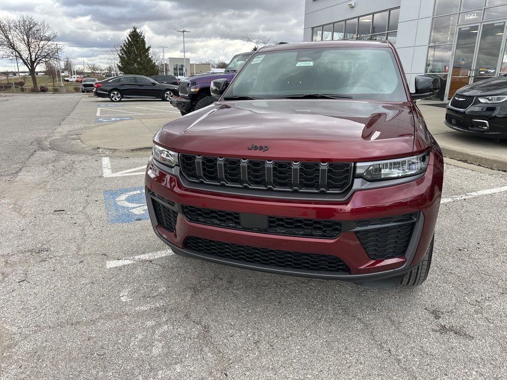 2026 Jeep Grand Cherokee Laredo