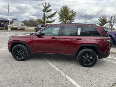 2026 Jeep Grand Cherokee Laredo