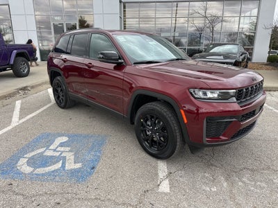 2026 Jeep Grand Cherokee Laredo