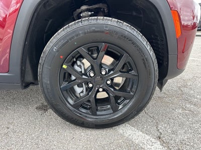 2026 Jeep Grand Cherokee Laredo