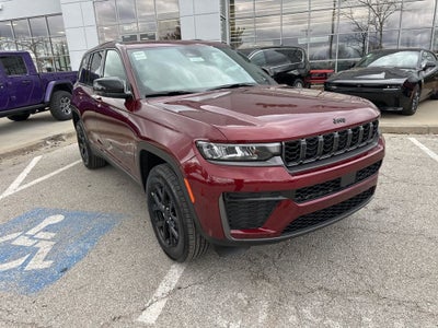 2026 Jeep Grand Cherokee Laredo