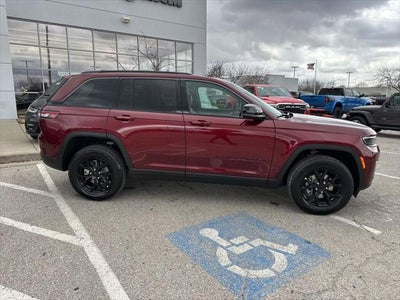 2026 Jeep Grand Cherokee GRAND CHEROKEE LAREDO ALTITUDE 4X4