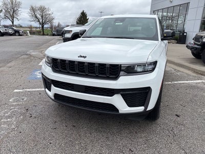 2026 Jeep Grand Cherokee Laredo