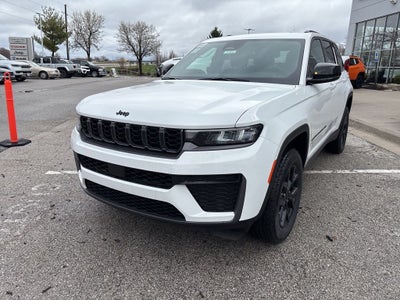 2026 Jeep Grand Cherokee Laredo
