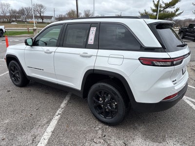 2026 Jeep Grand Cherokee Laredo