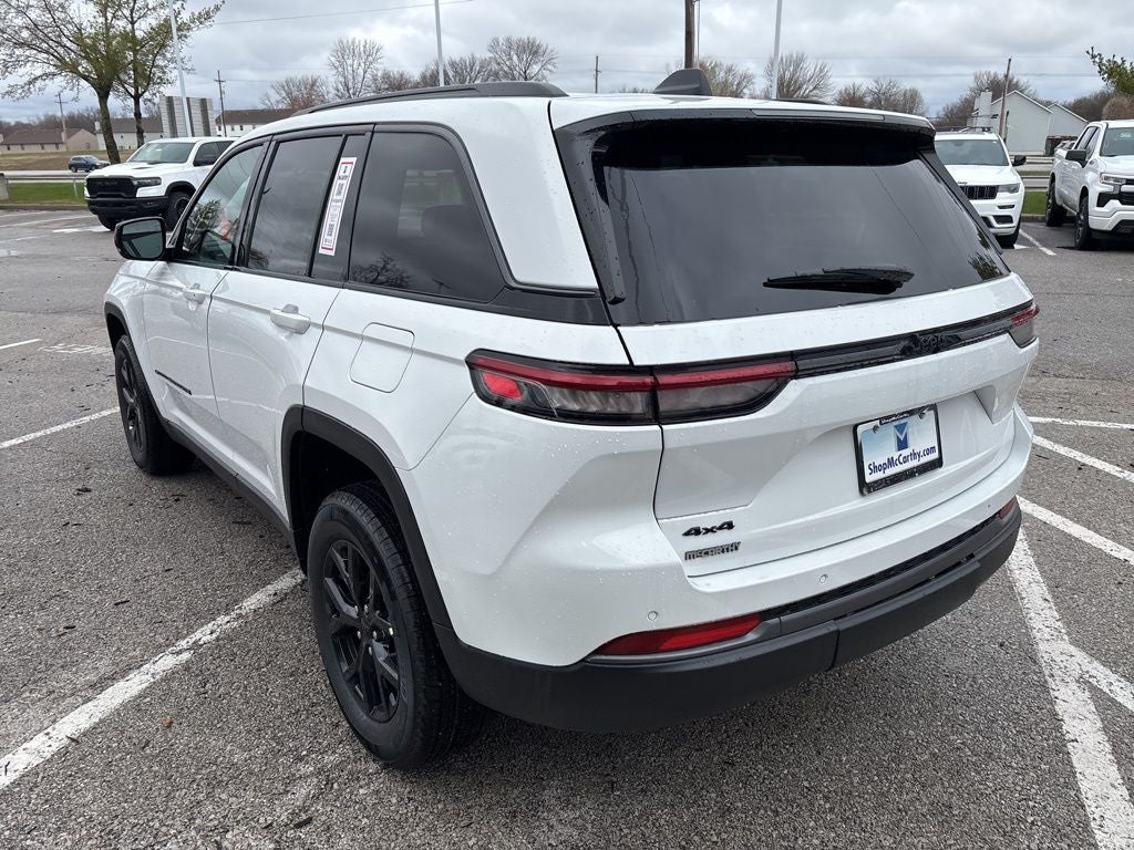 2026 Jeep Grand Cherokee Laredo