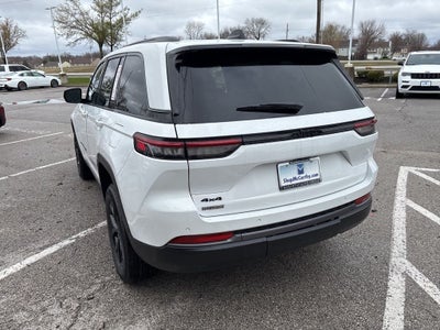 2026 Jeep Grand Cherokee Laredo