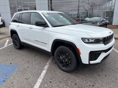 2026 Jeep Grand Cherokee Laredo