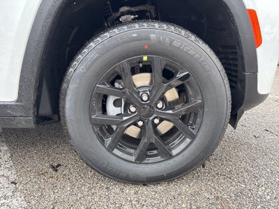 2026 Jeep Grand Cherokee Laredo