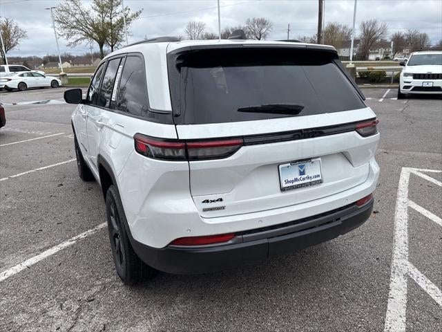 2026 Jeep Grand Cherokee GRAND CHEROKEE LAREDO ALTITUDE 4X4