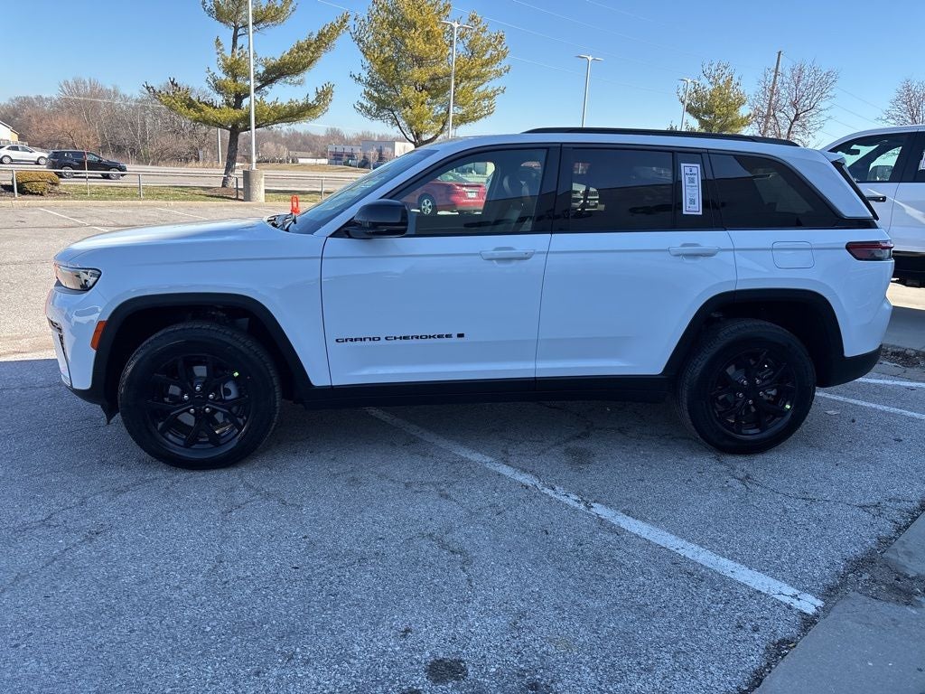 2026 Jeep Grand Cherokee Laredo