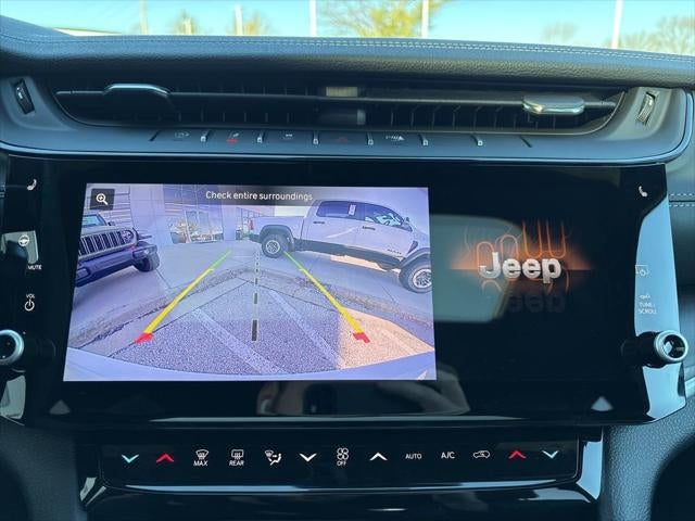 2026 Jeep Grand Cherokee GRAND CHEROKEE LAREDO ALTITUDE 4X4