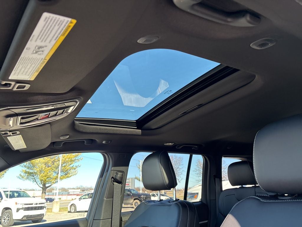 2026 Jeep Grand Cherokee Laredo