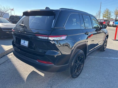 2026 Jeep Grand Cherokee Laredo