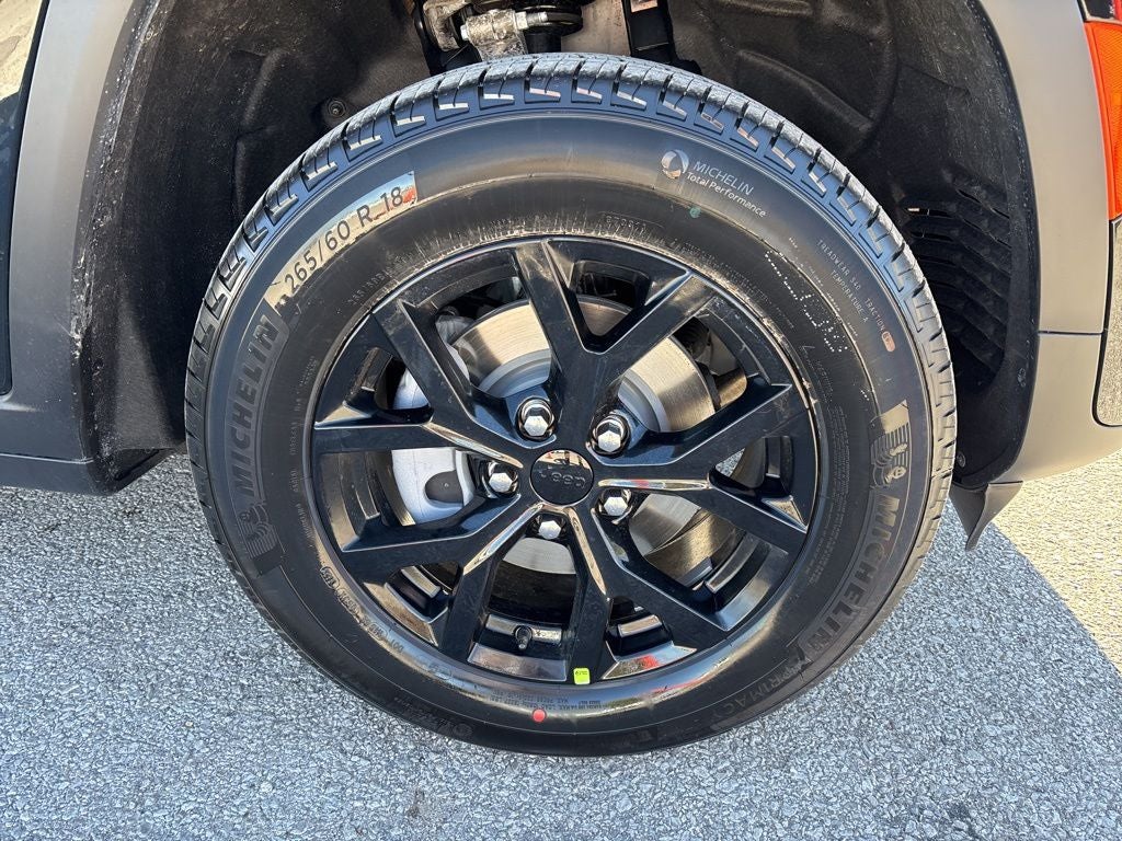 2026 Jeep Grand Cherokee Laredo