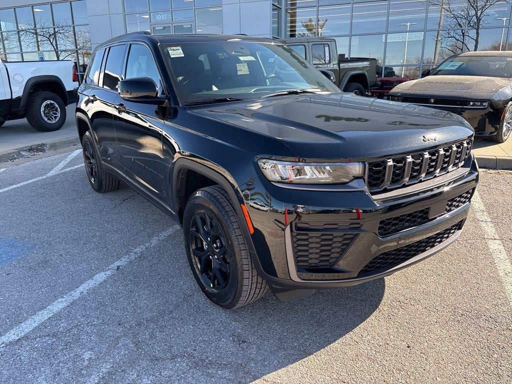 2026 Jeep Grand Cherokee Laredo