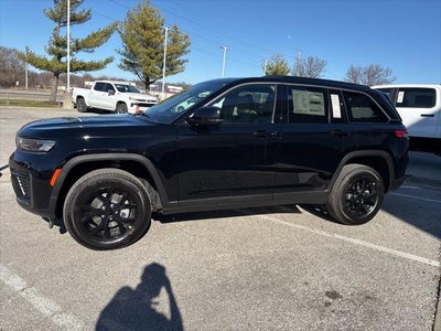 2026 Jeep Grand Cherokee GRAND CHEROKEE LAREDO ALTITUDE 4X4