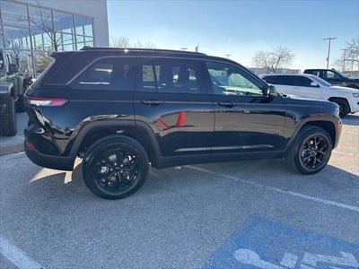 2026 Jeep Grand Cherokee GRAND CHEROKEE LAREDO ALTITUDE 4X4
